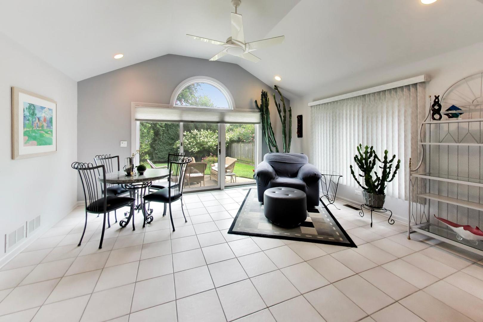 12730323 Property Photo 18