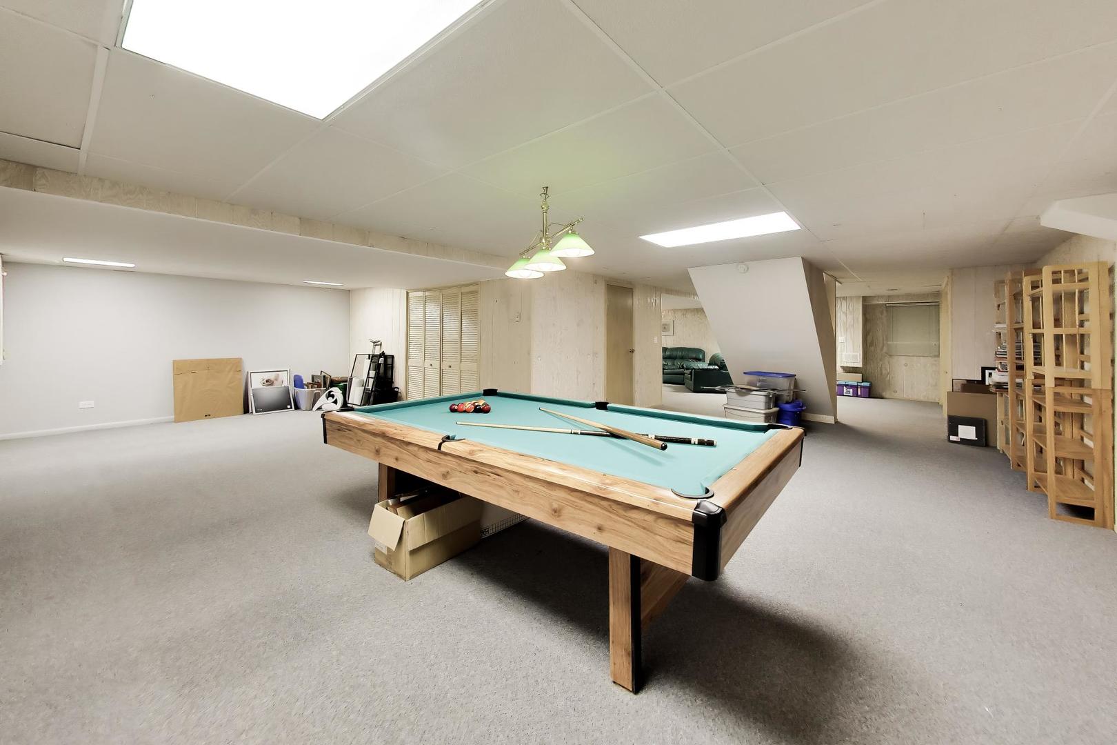 12730323 Property Photo 37