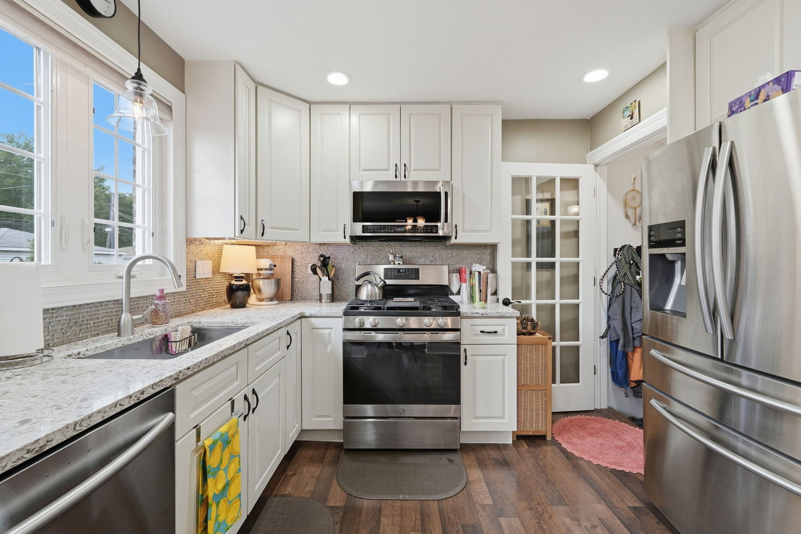 5046 N Rutherford Avenue Property Photo 12