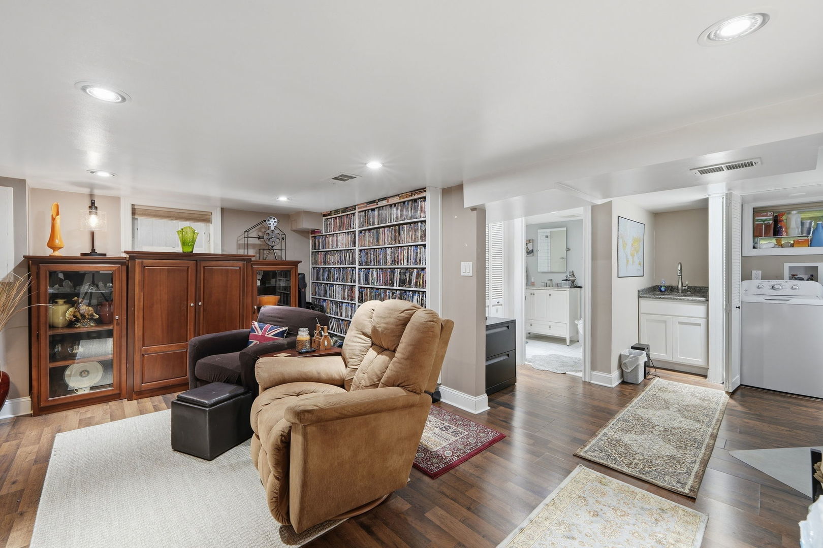 5046 N Rutherford Avenue Property Photo 22