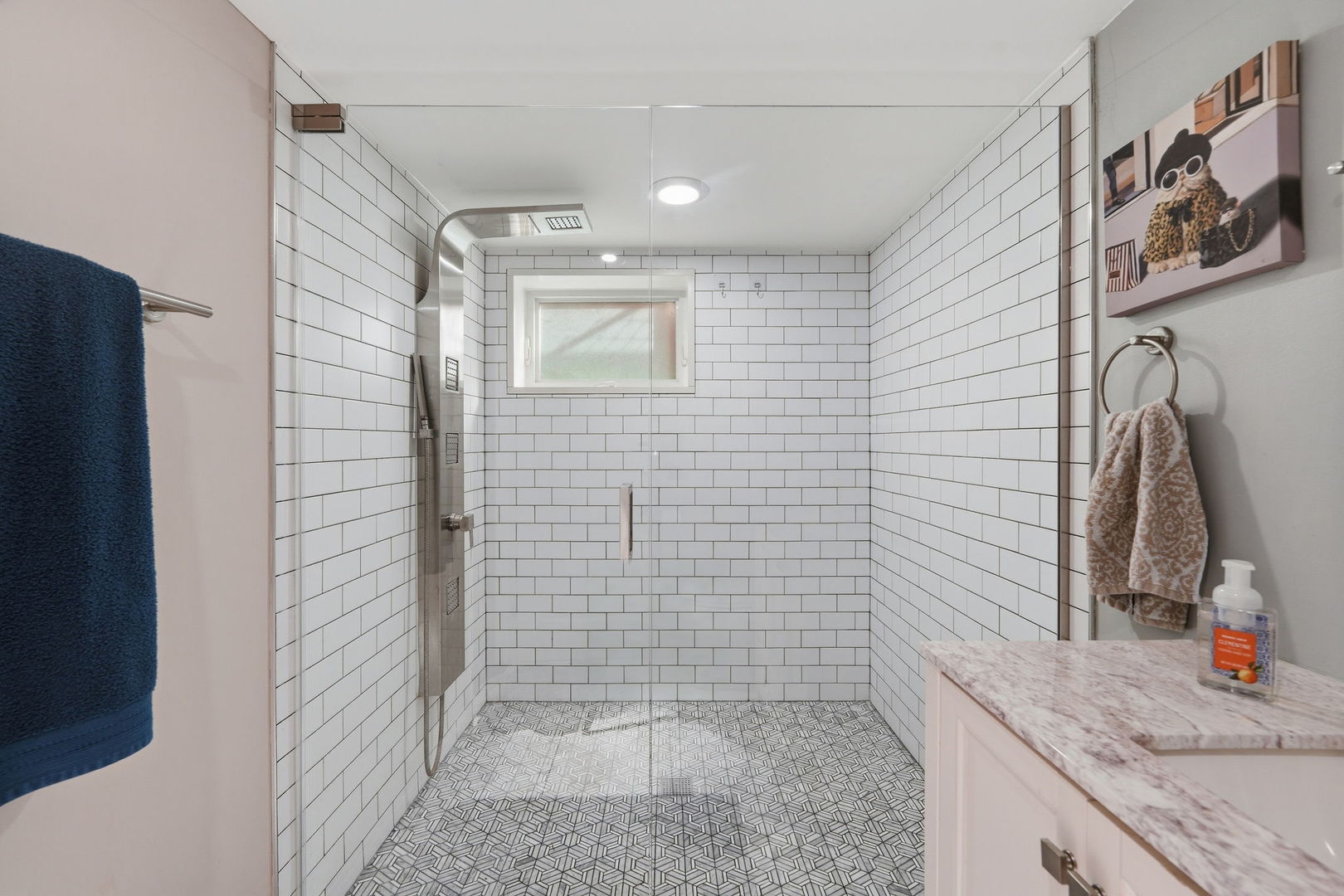 5046 N Rutherford Avenue Property Photo 27