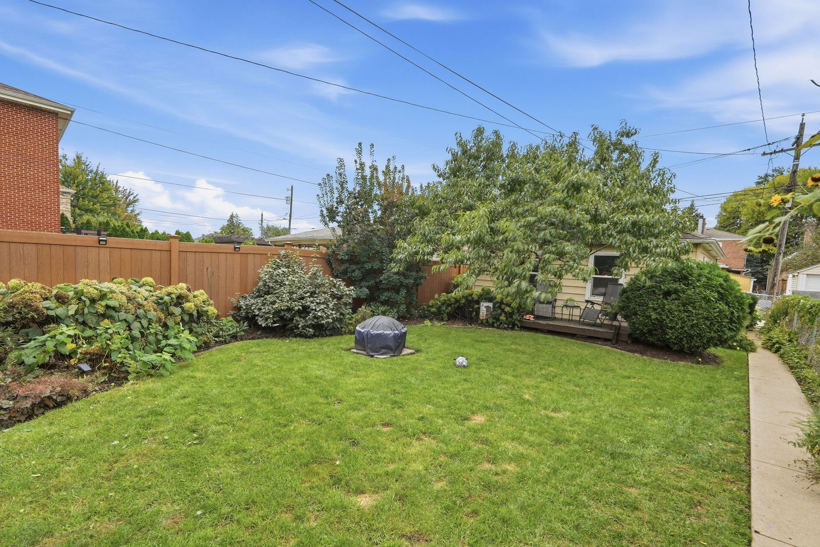 5046 N Rutherford Avenue Property Photo 34