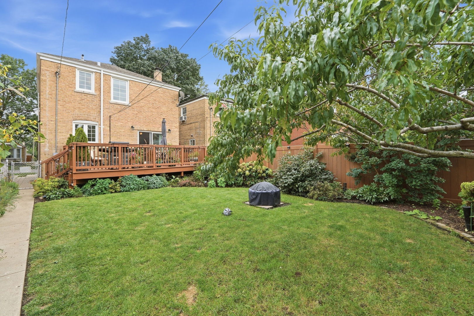 5046 N Rutherford Avenue Property Photo 35