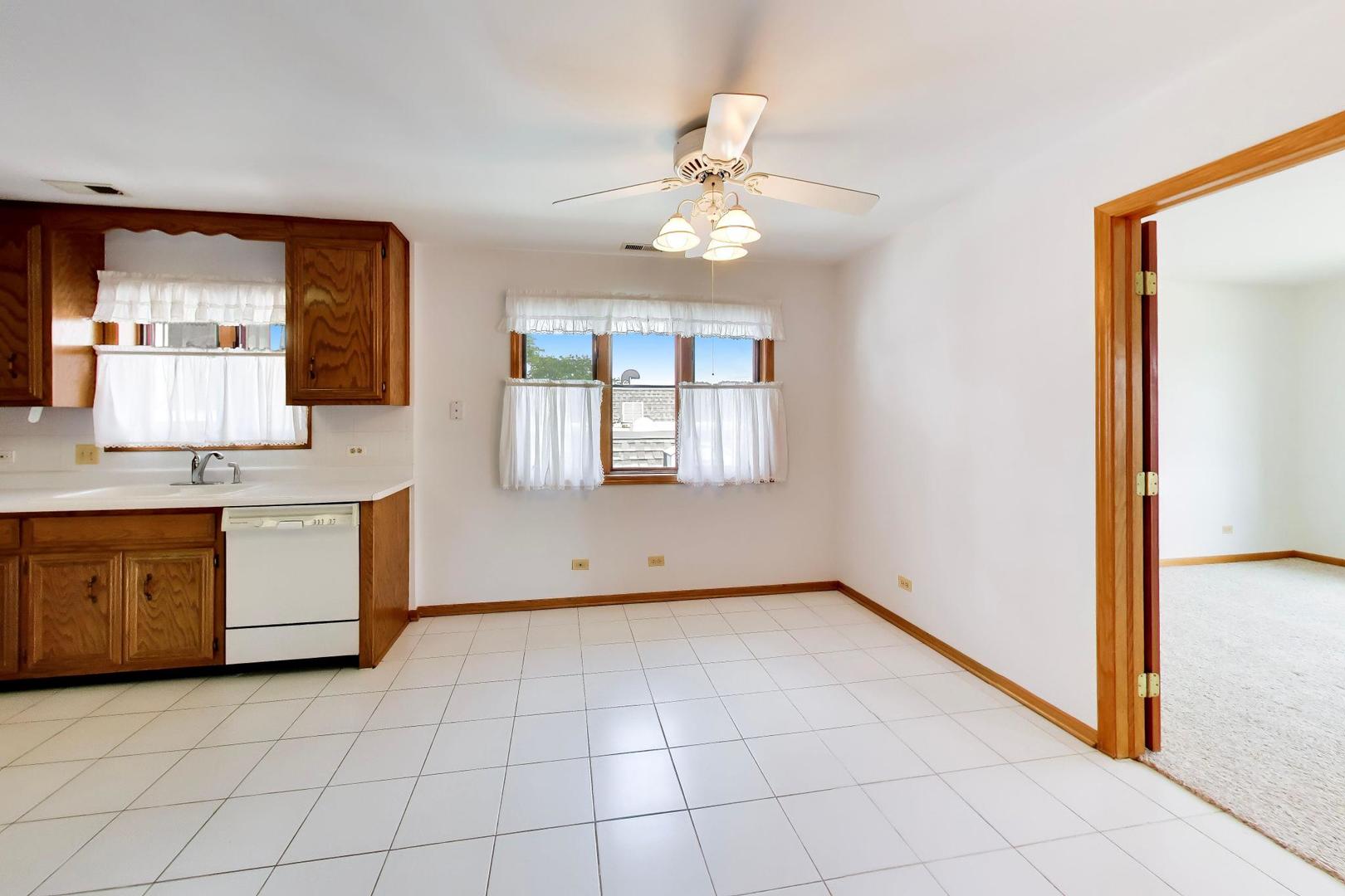 920 N Northwest Highway 2 Property Photo 17