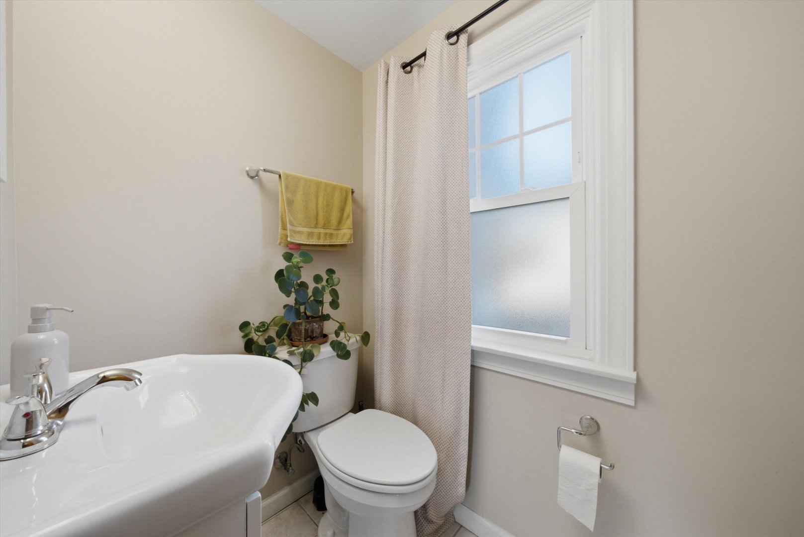 9259 S Utica Avenue Property Photo 14