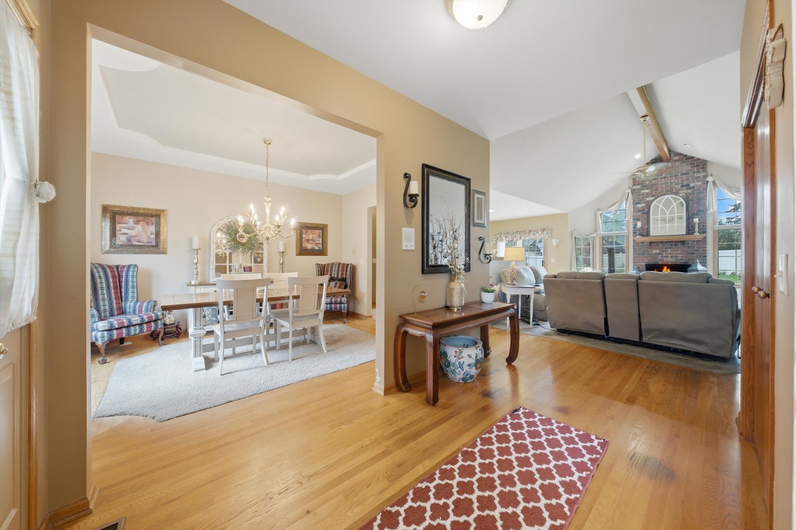 10400 Emerald Avenue Property Photo 6