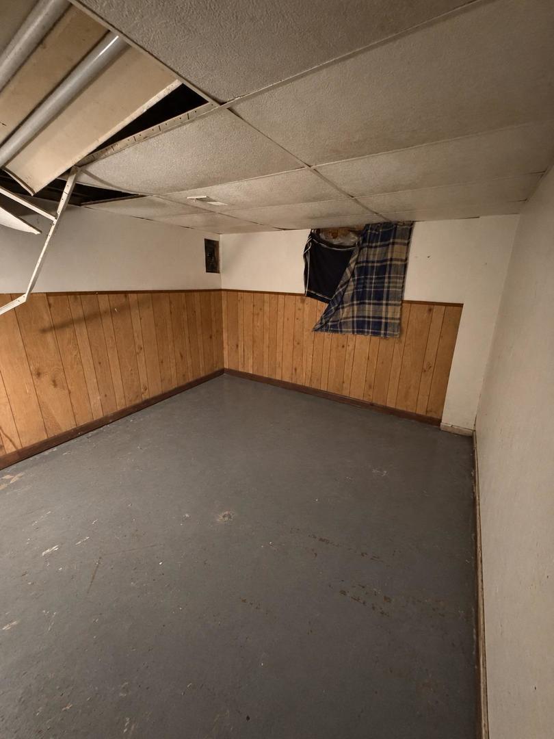 14717 Turlington Avenue Property Photo 3