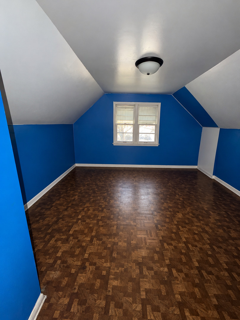 14717 Turlington Avenue Property Photo 8