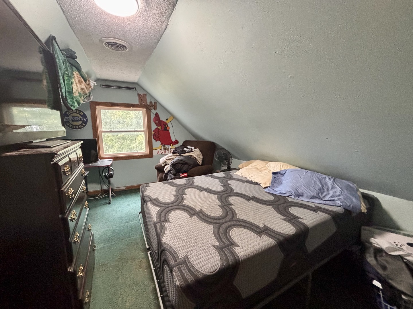 302 N Emma Street Property Photo 15