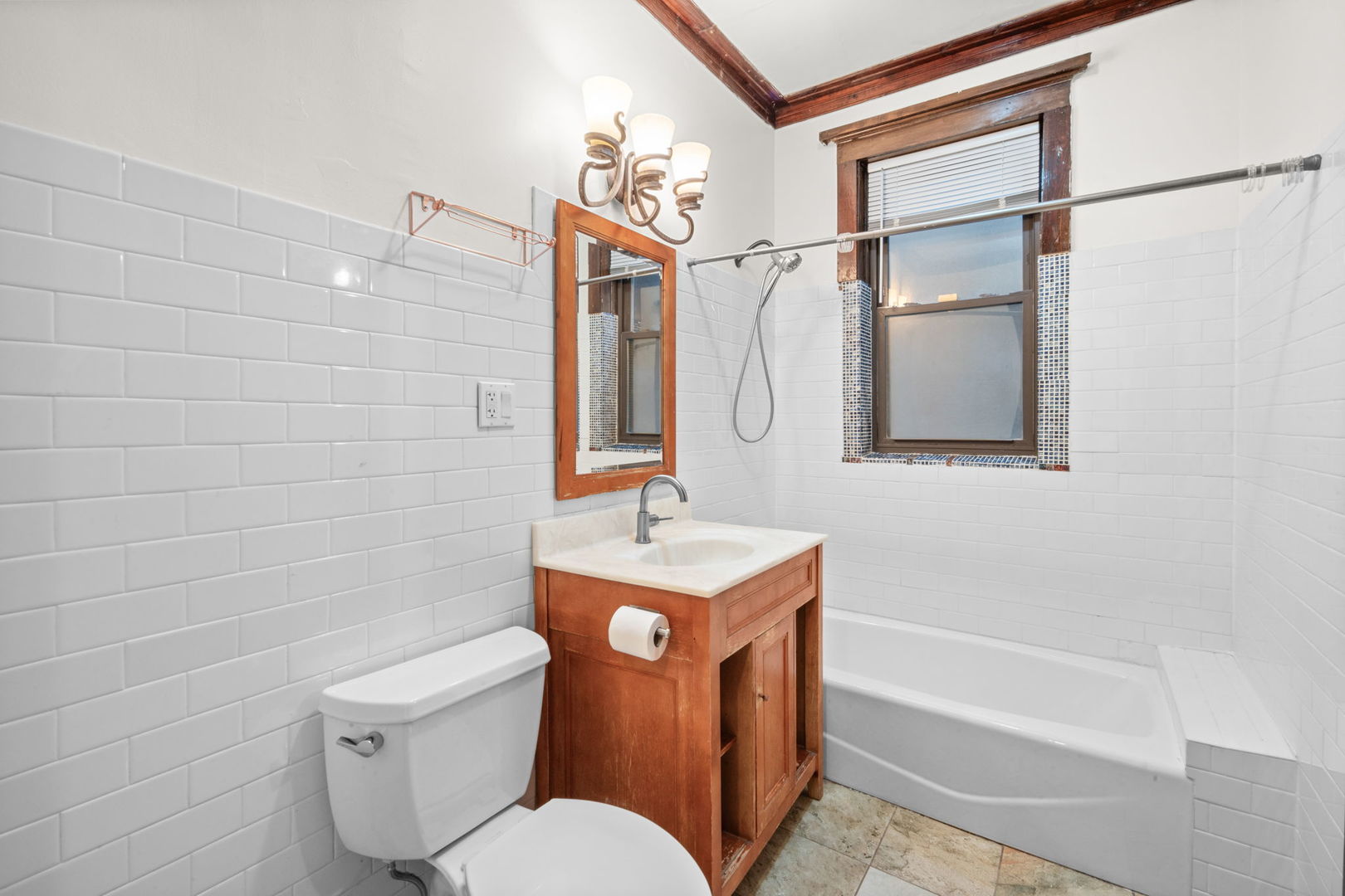 5433 S Greenwood Avenue 2 Property Photo 8