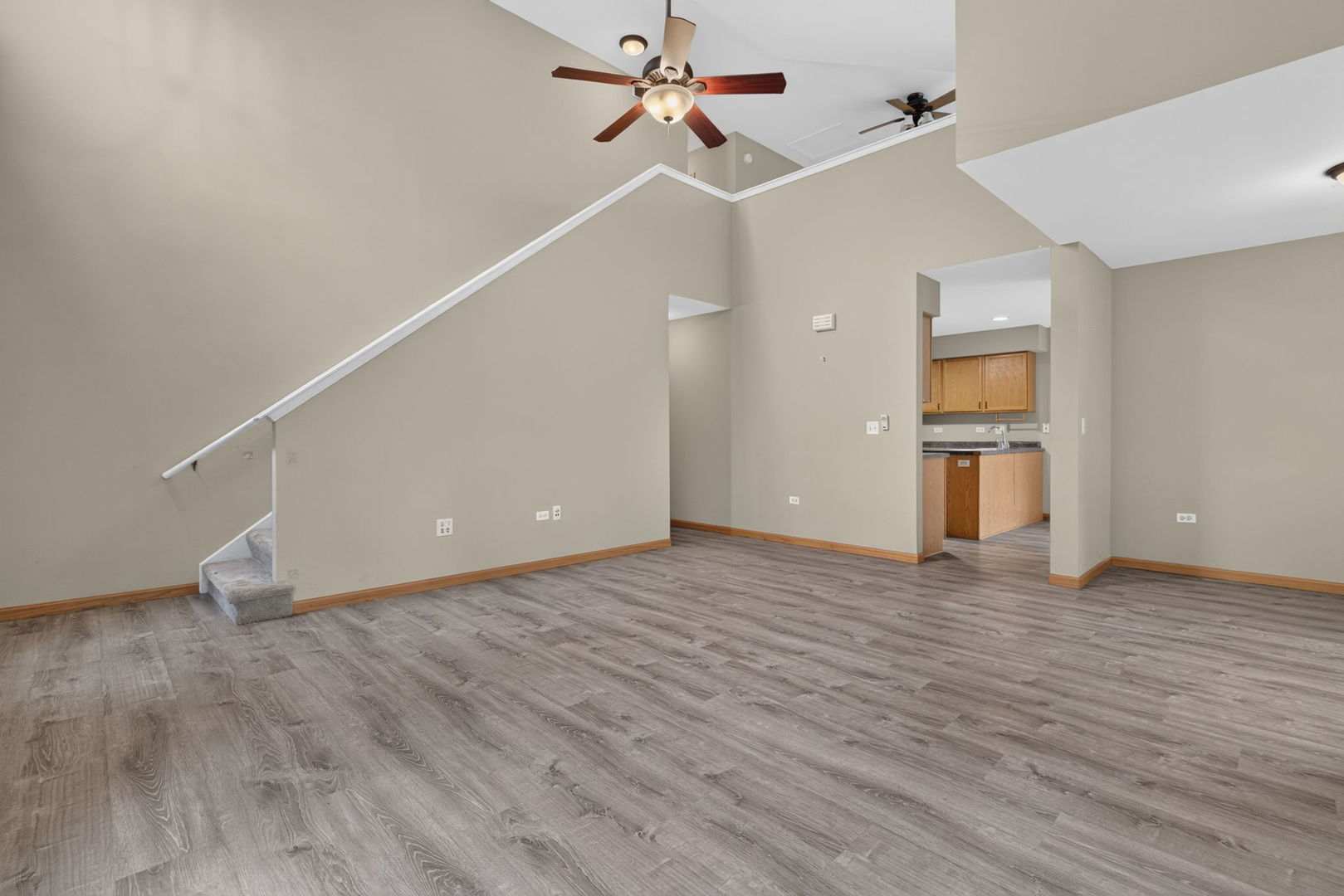 533 Mallard Lane A Property Photo 6
