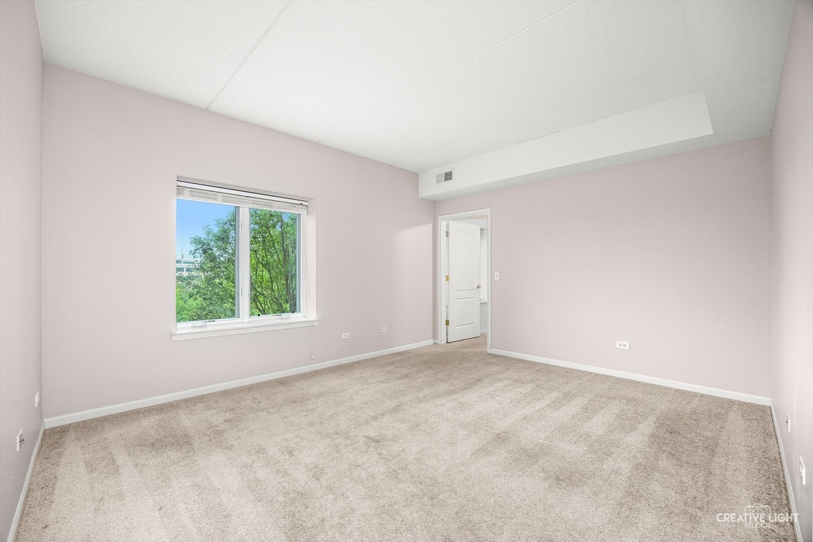 845 E 22nd Street 305 Property Photo 11