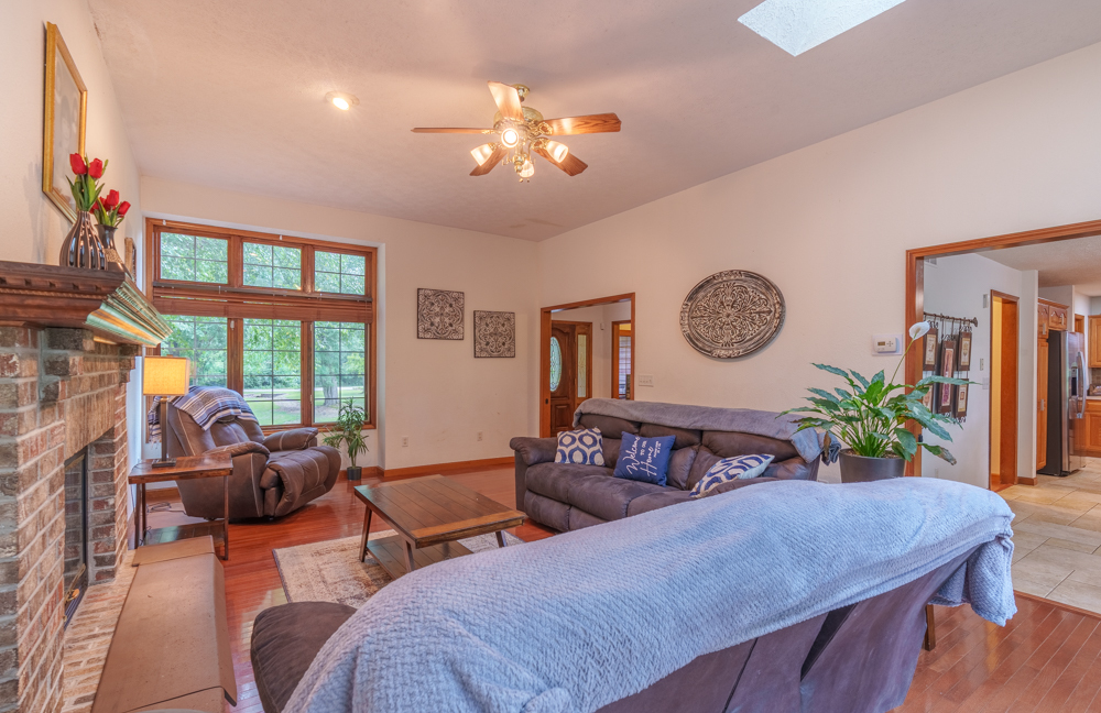 15558 E Country Meadow Road Property Photo 5