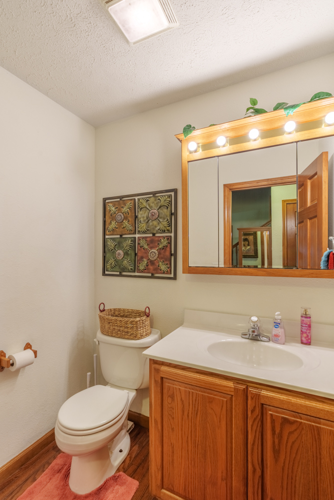 15558 E Country Meadow Road Property Photo 8