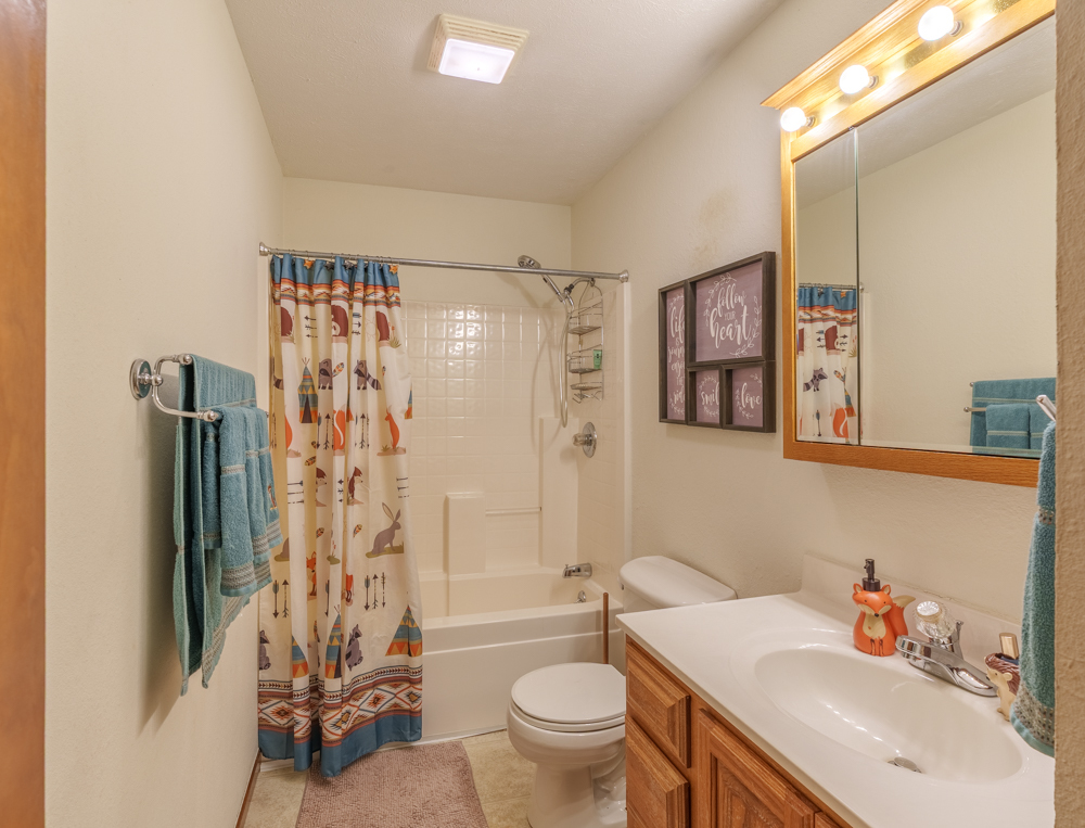 15558 E Country Meadow Road Property Photo 23