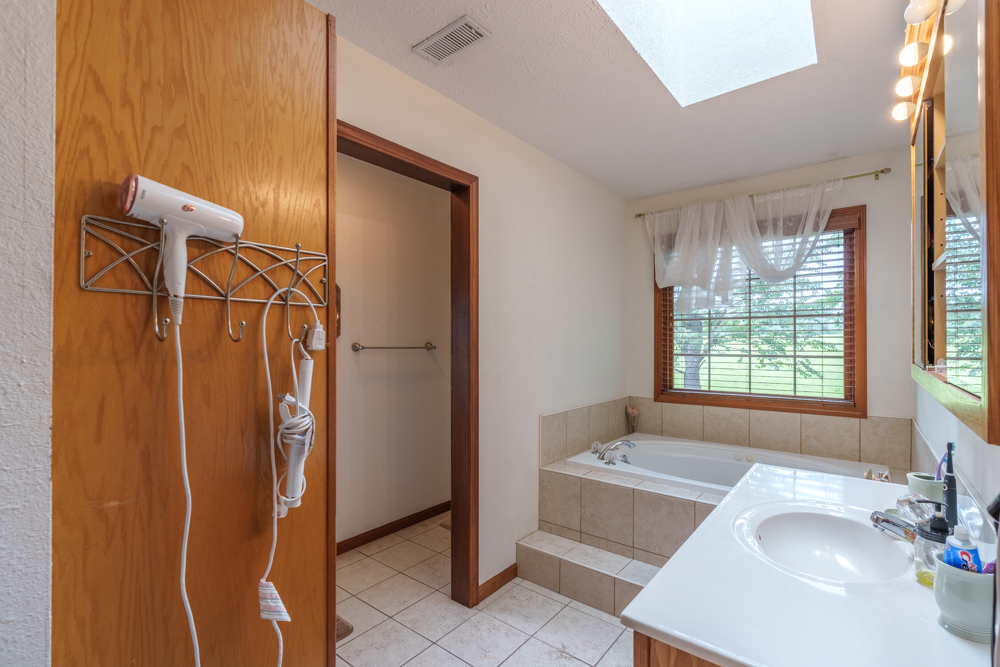 15558 E Country Meadow Road Property Photo 29