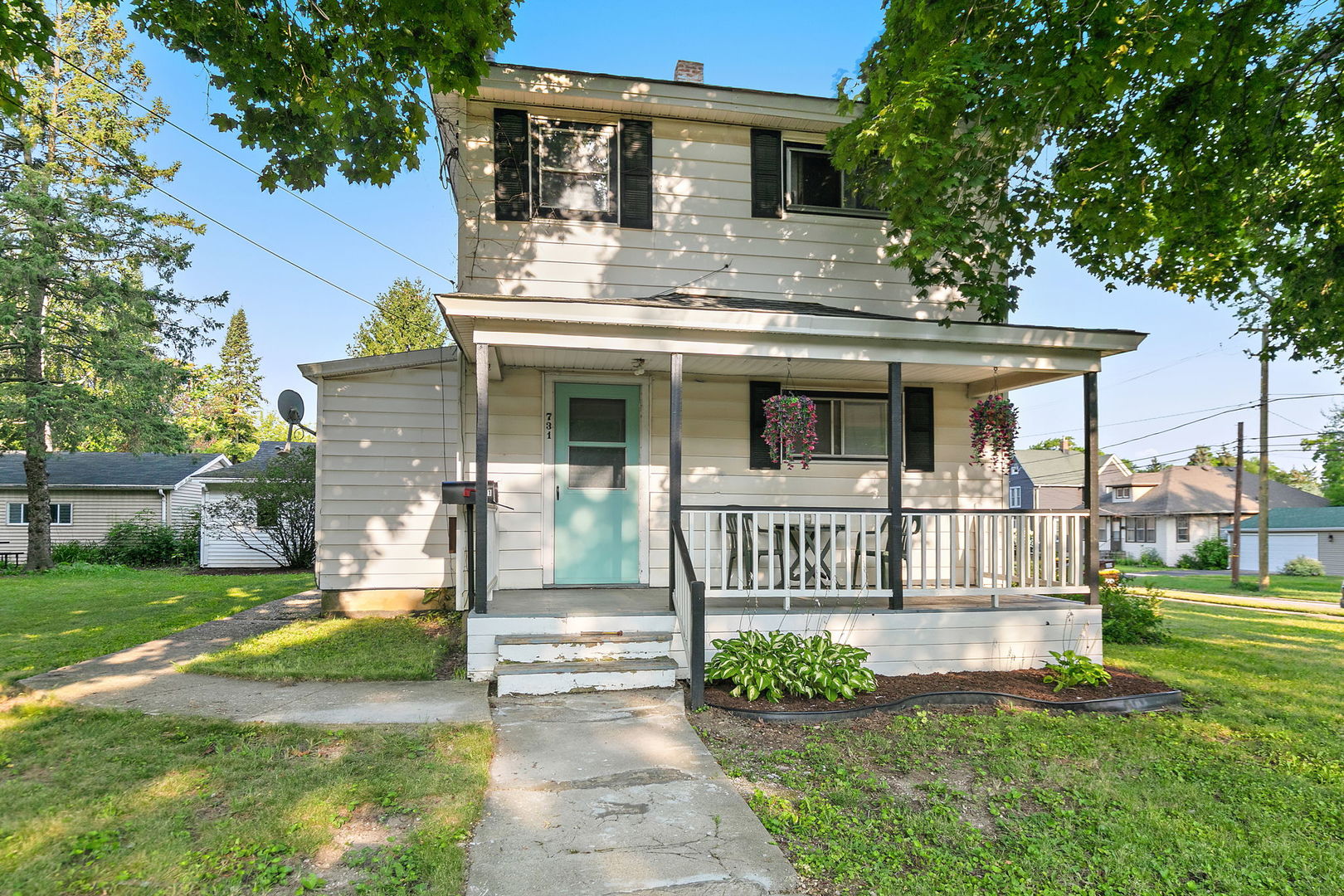 731 N Madison Street Property Photo 1