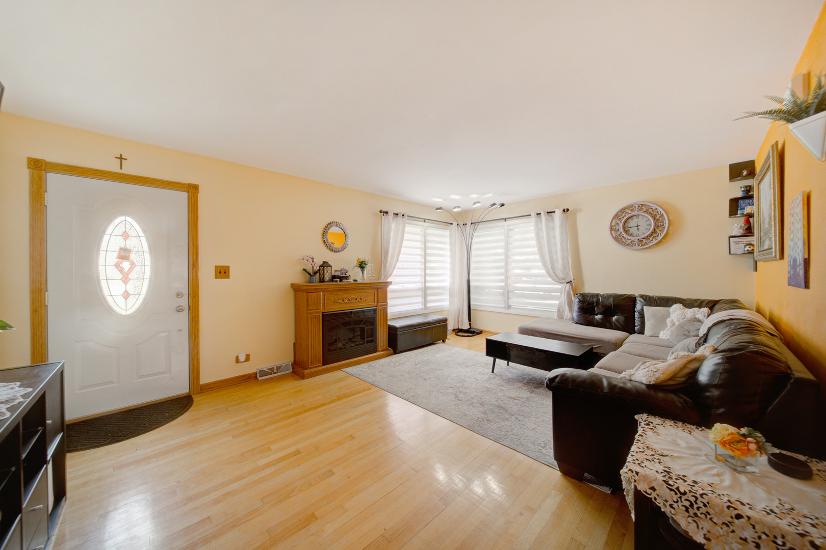 513 W Willow Glen Property Photo 6