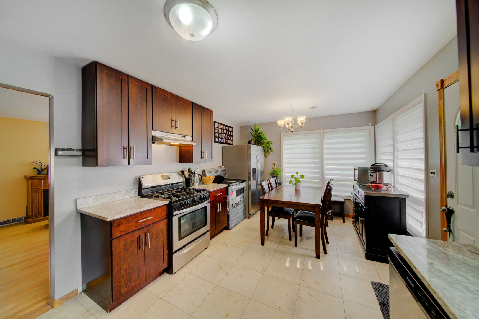 513 W Willow Glen Property Photo 10