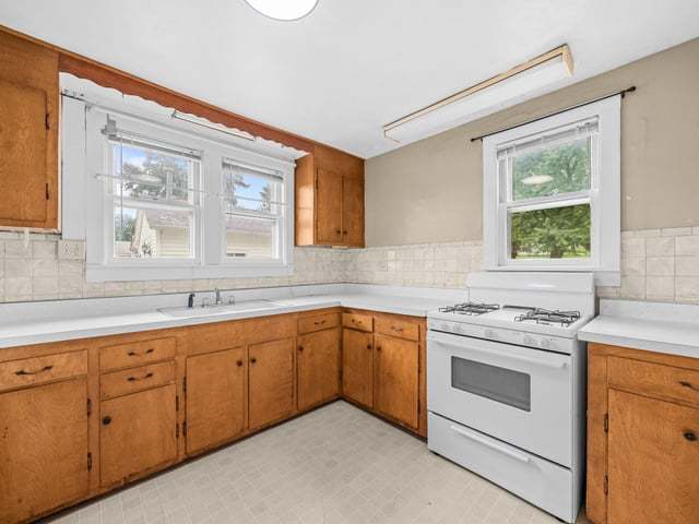 333 E Front Street Property Photo 11