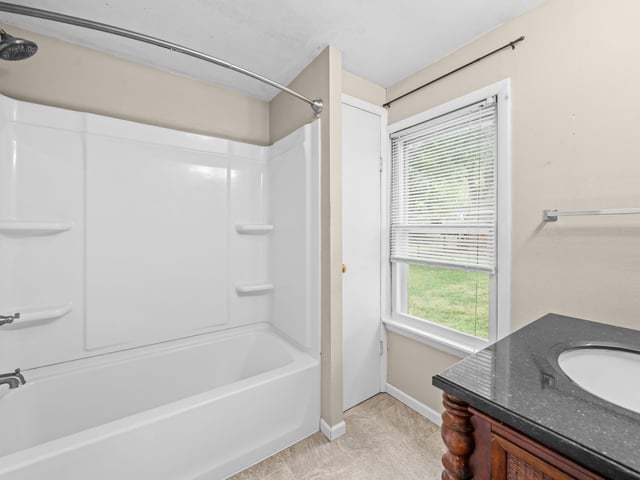 333 E Front Street Property Photo 14
