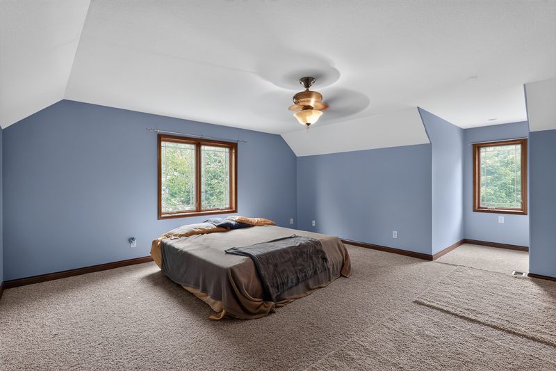310 Bayview Court Property Photo 10