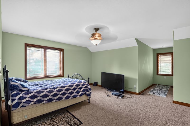 310 Bayview Court Property Photo 13