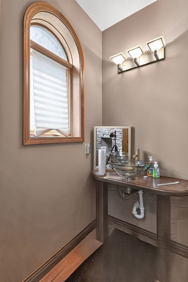 310 Bayview Court Property Photo 14