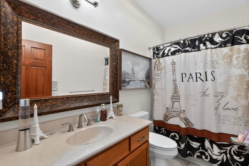 310 Bayview Court Property Photo 18