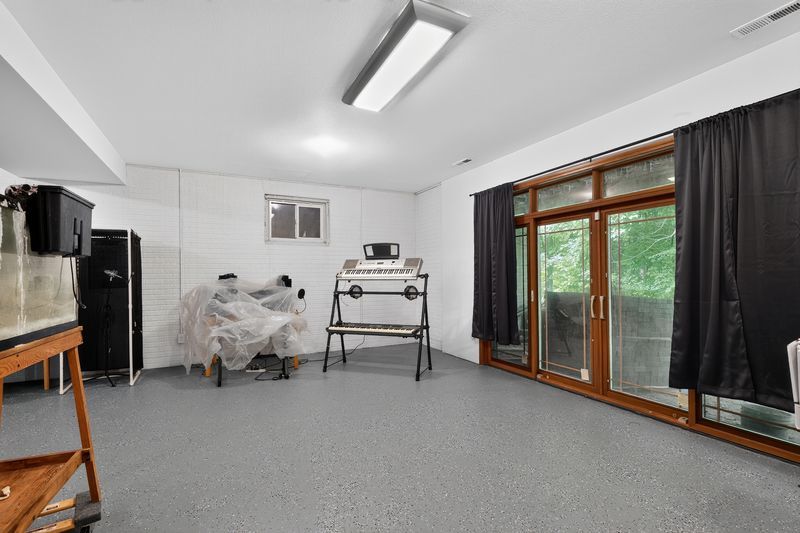 310 Bayview Court Property Photo 25
