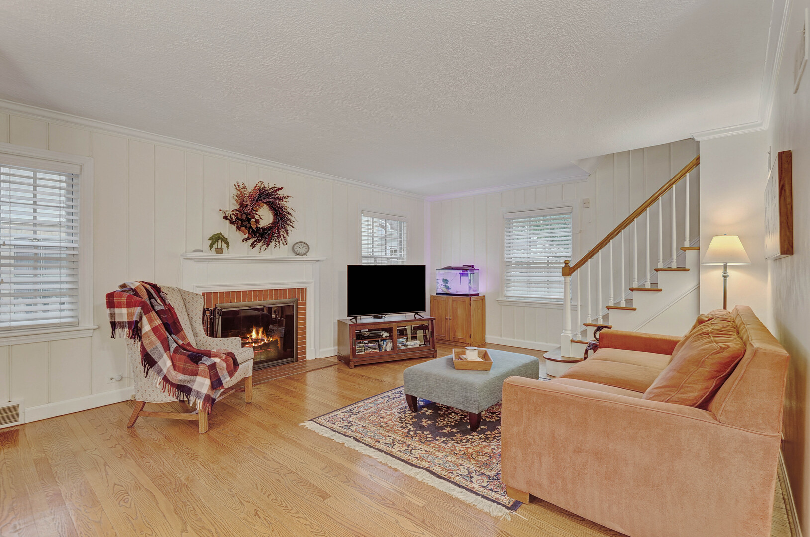 308 S Albert Street Property Photo 8