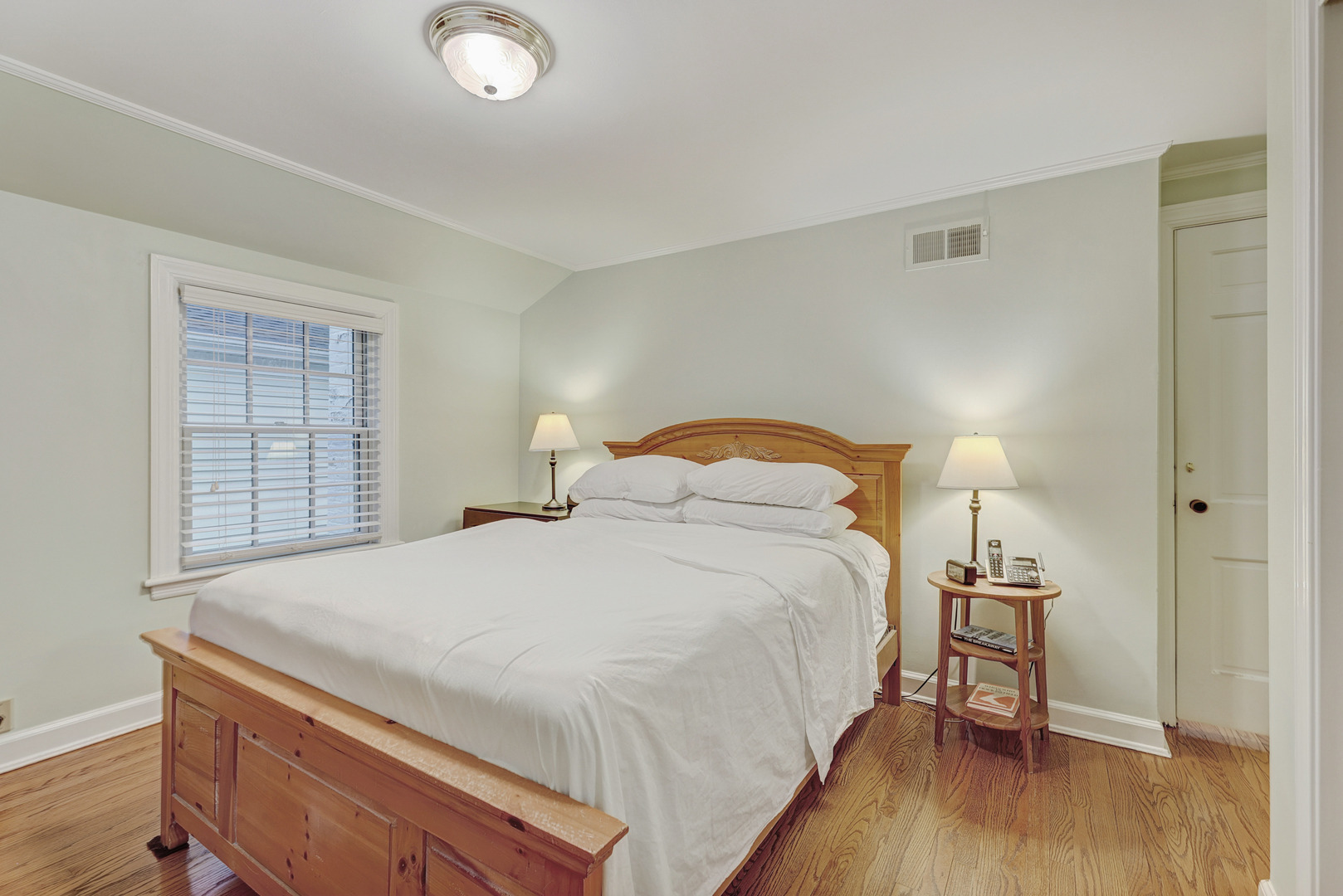 308 S Albert Street Property Photo 13