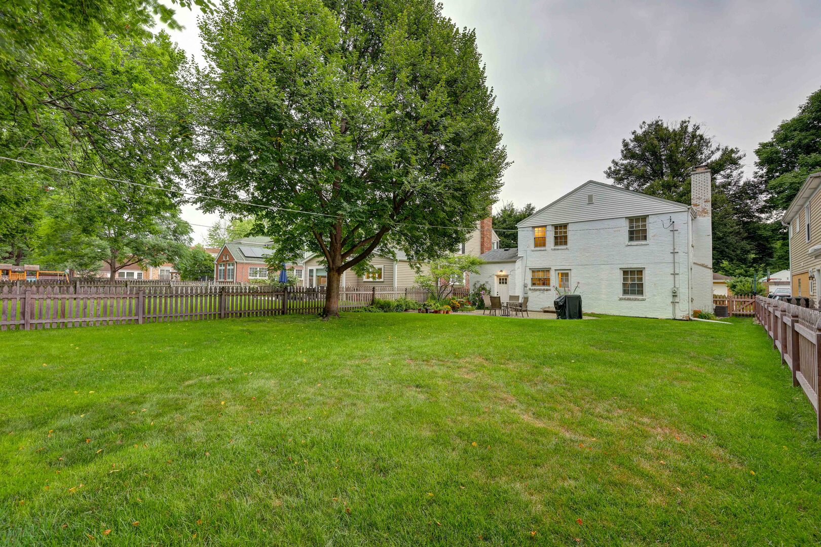 308 S Albert Street Property Photo 35