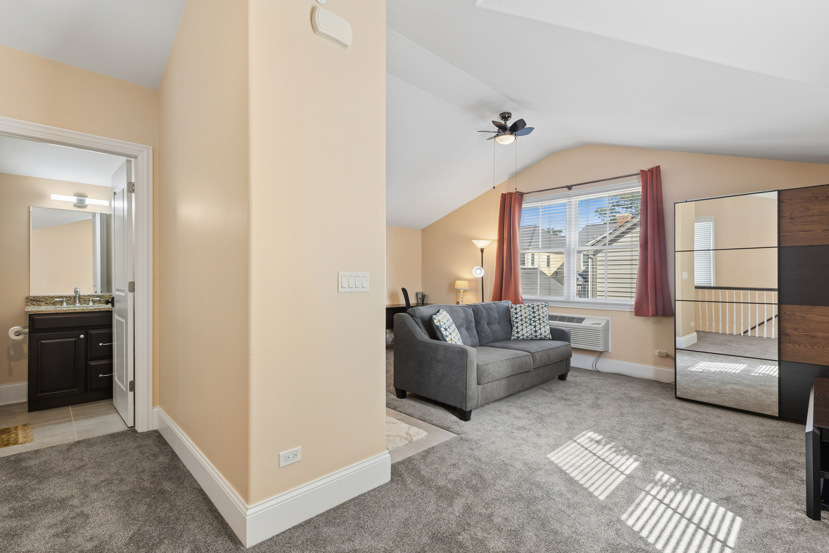 711 Colfax Street Property Photo 25