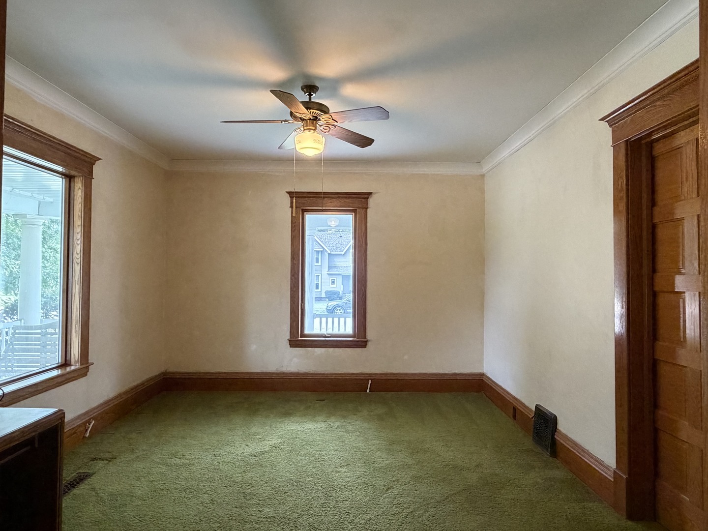 290 N Main Street Property Photo 14