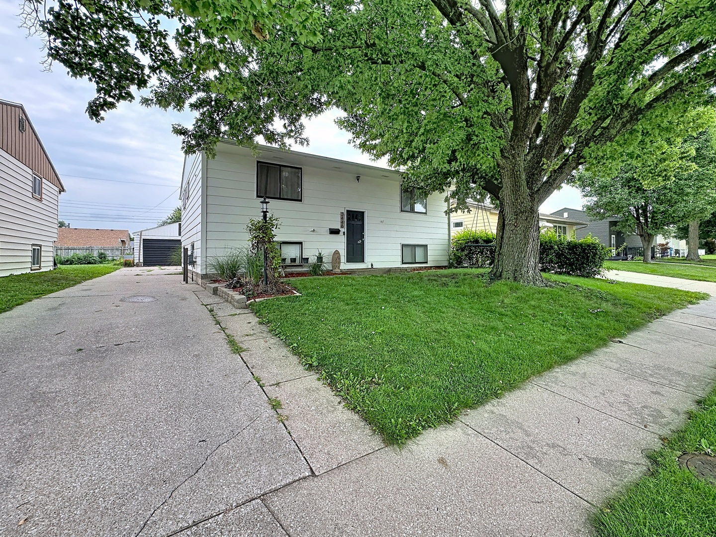 3446 3rd Street A Property Photo 1