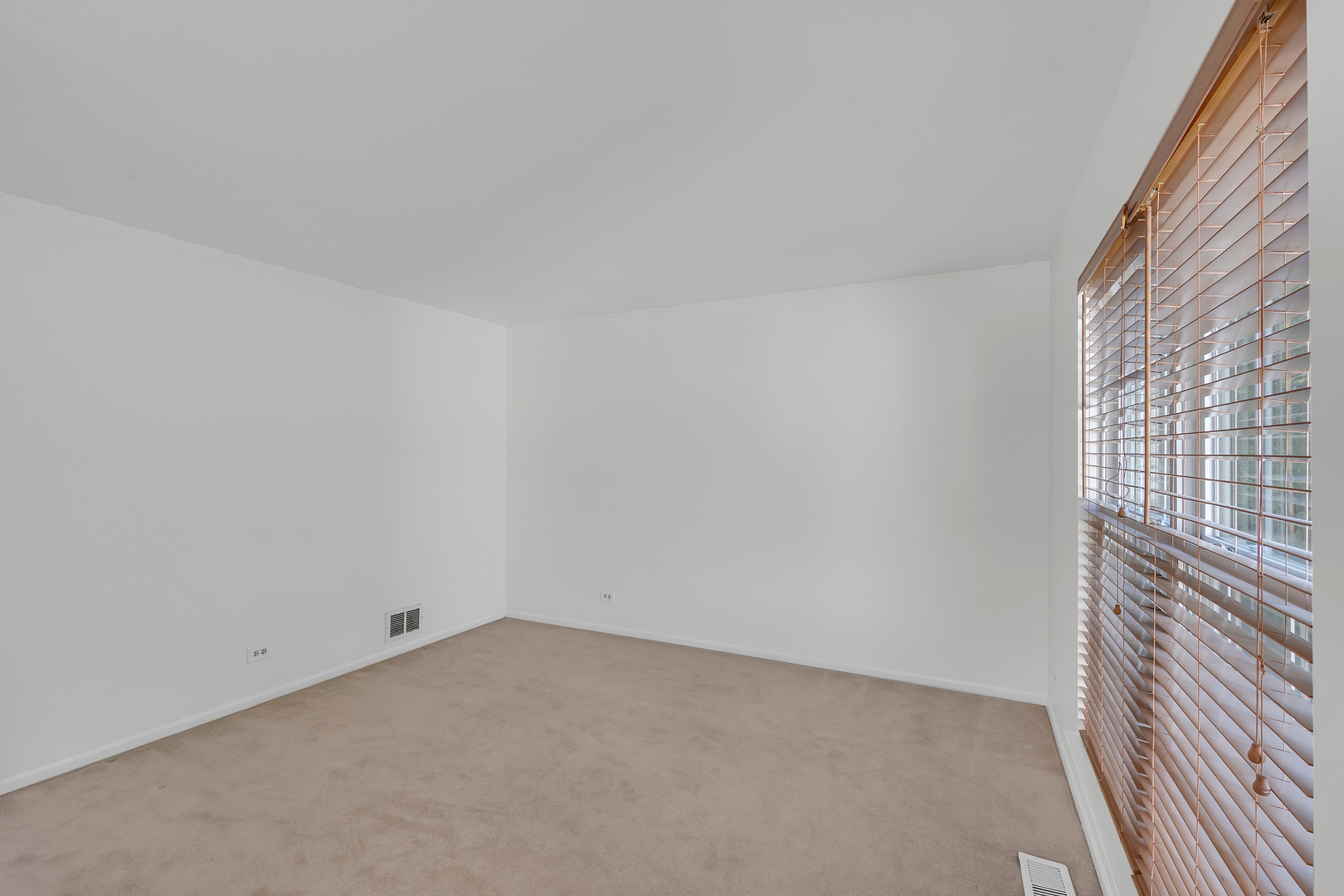2259 N Orchard Lane Property Photo 6