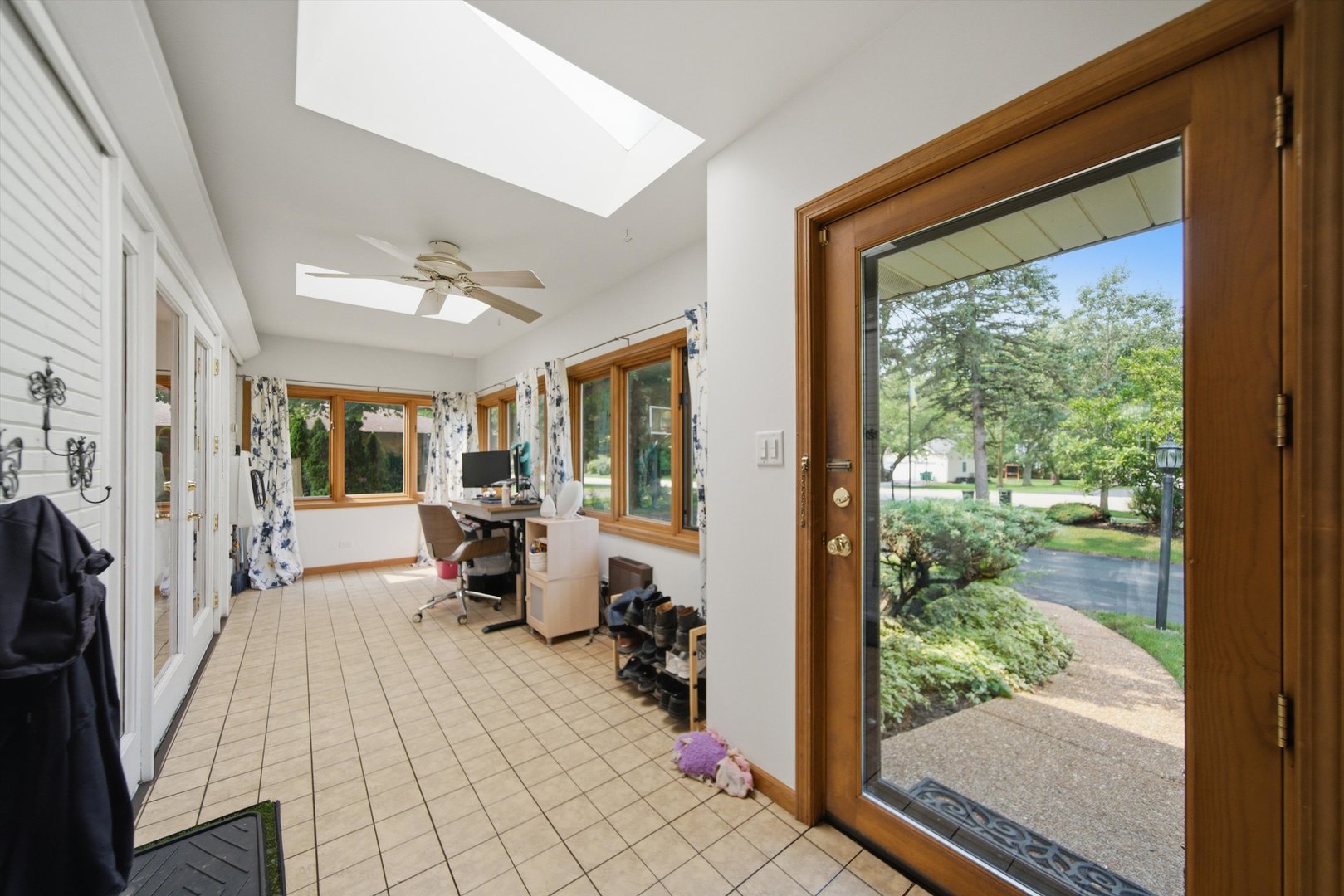 567 Happ Road Property Photo 5