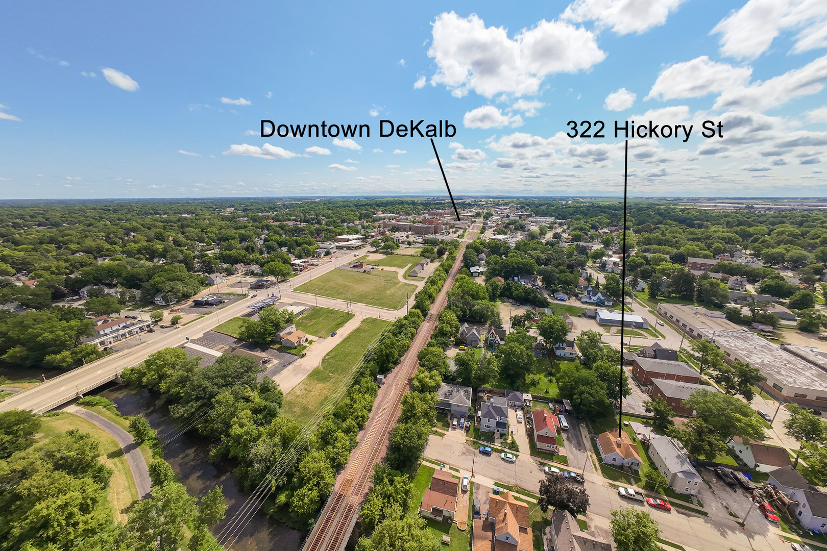 322 Hickory Street Property Photo 4