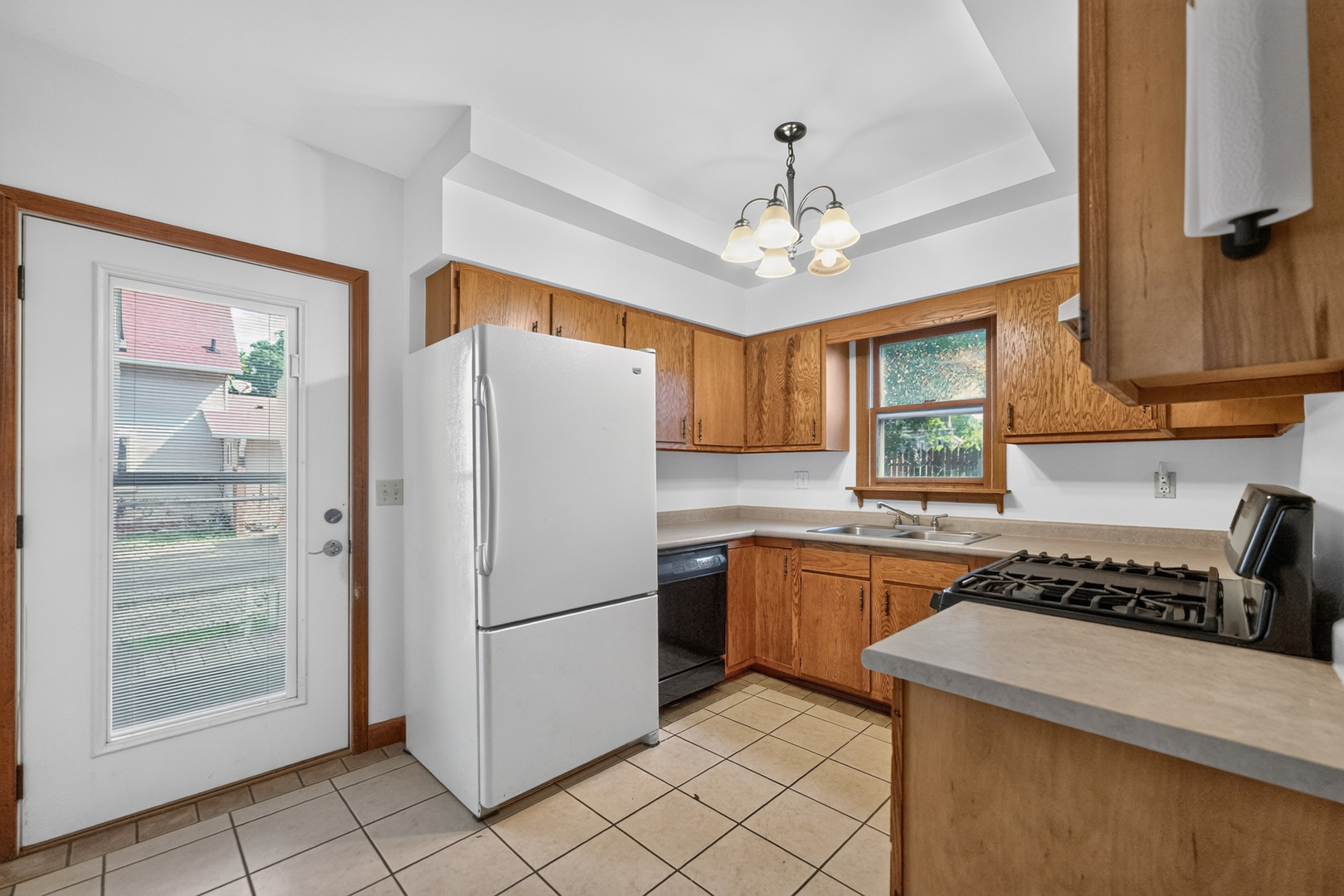322 Hickory Street Property Photo 14
