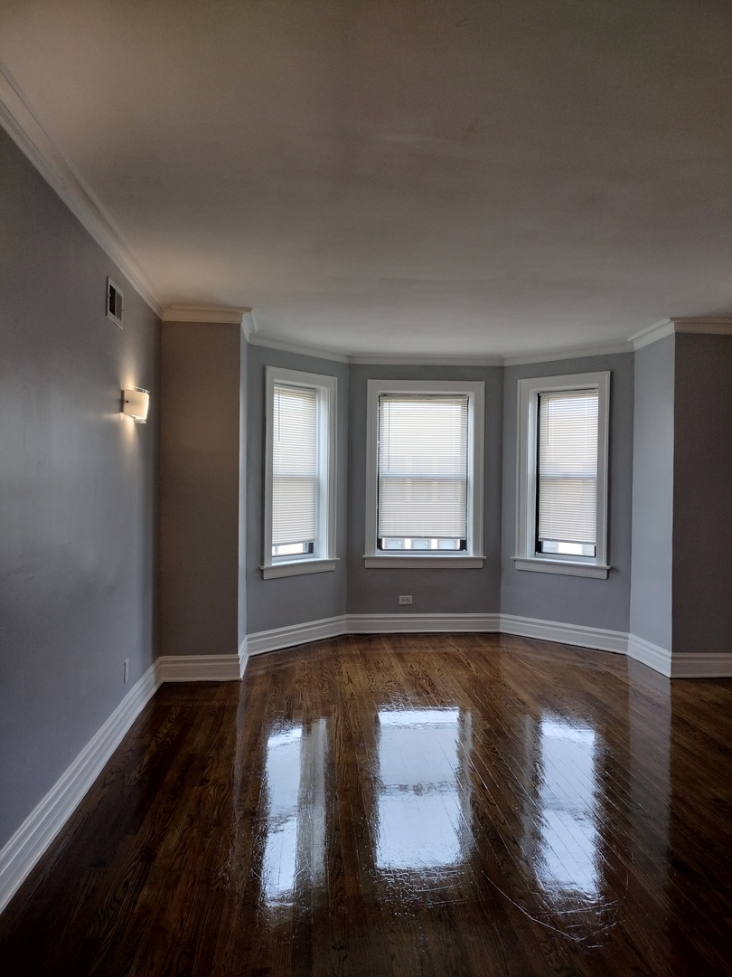 1741 W 80th Street 1741-3 Property Photo 3