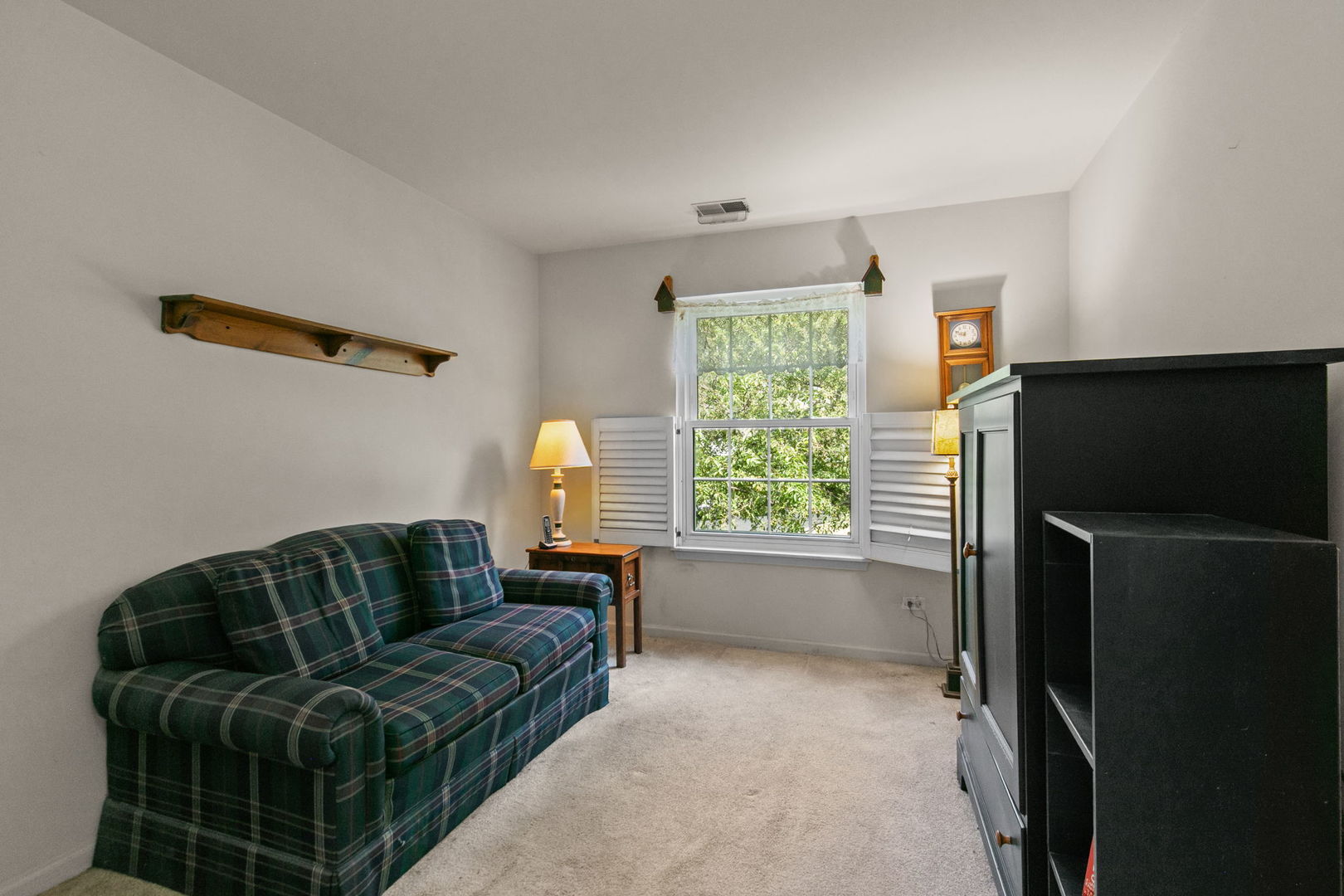 1012 Saxon Court C Property Photo 9
