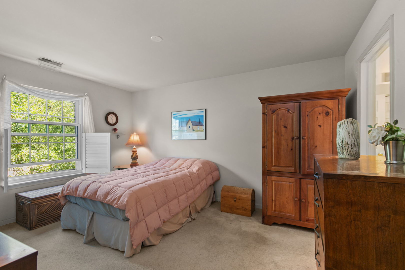 1012 Saxon Court C Property Photo 11