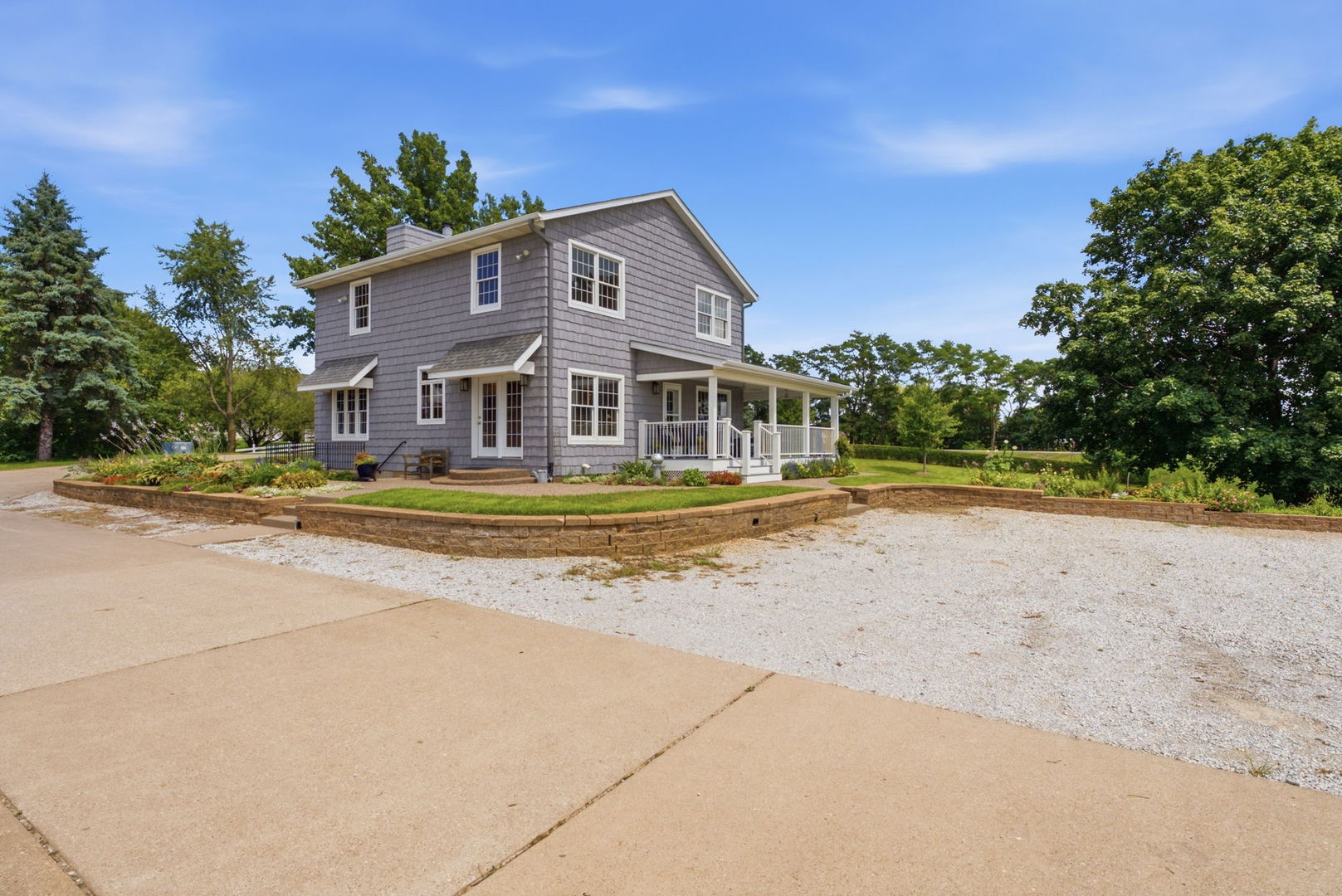 1531 Western Avenue Property Photo 2