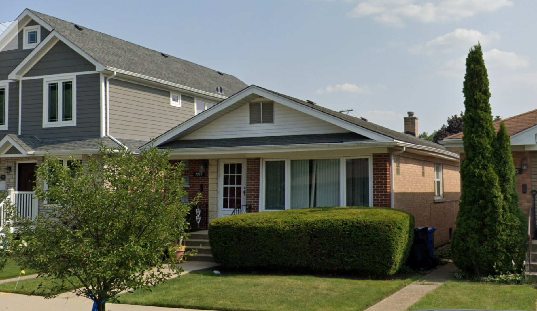 7719 W Sherwin Avenue Property Photo 1