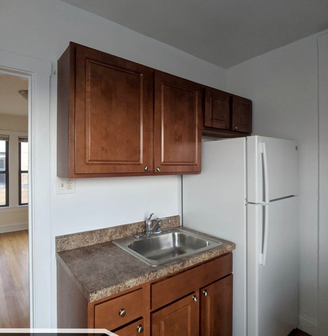 2651 N Spaulding Avenue 3e Property Photo 5