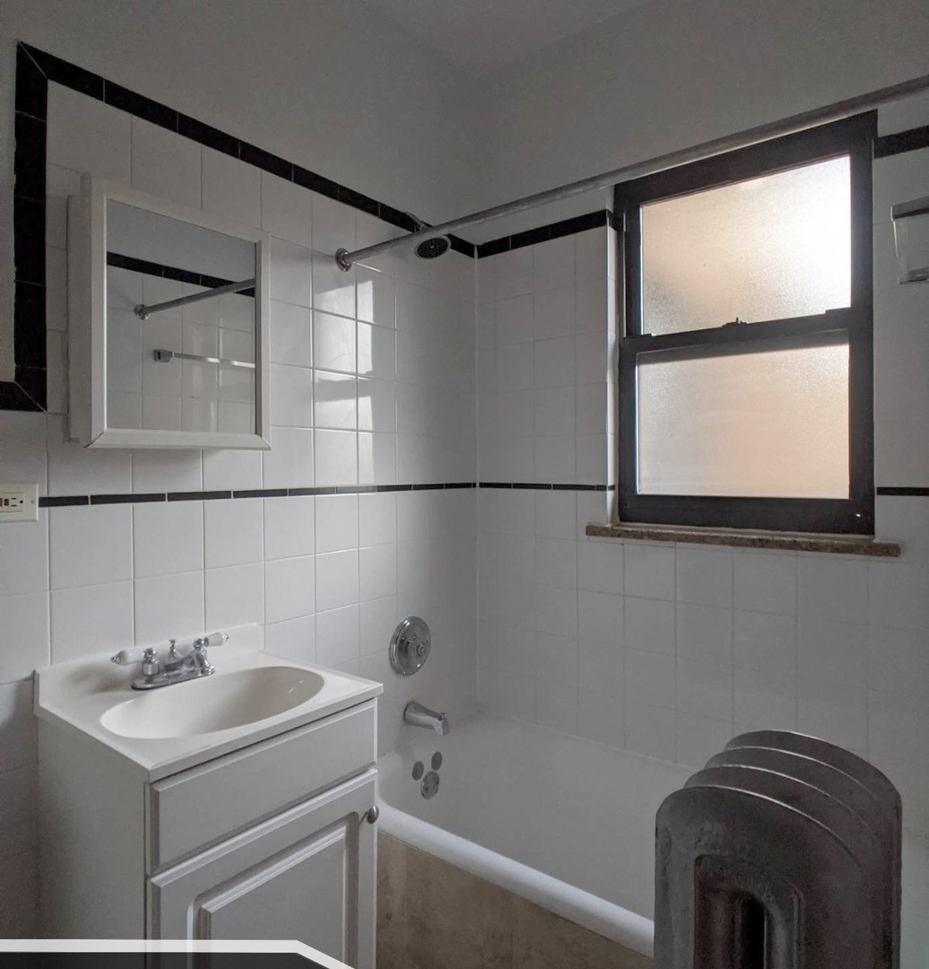 2651 N Spaulding Avenue 3e Property Photo 11