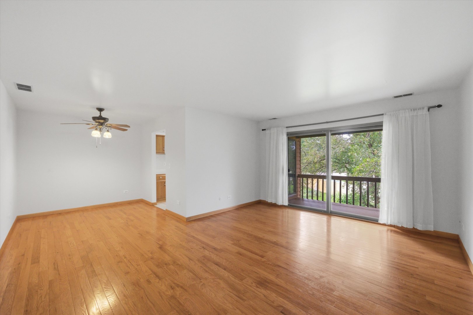 650 Waverly Drive D Property Photo 6