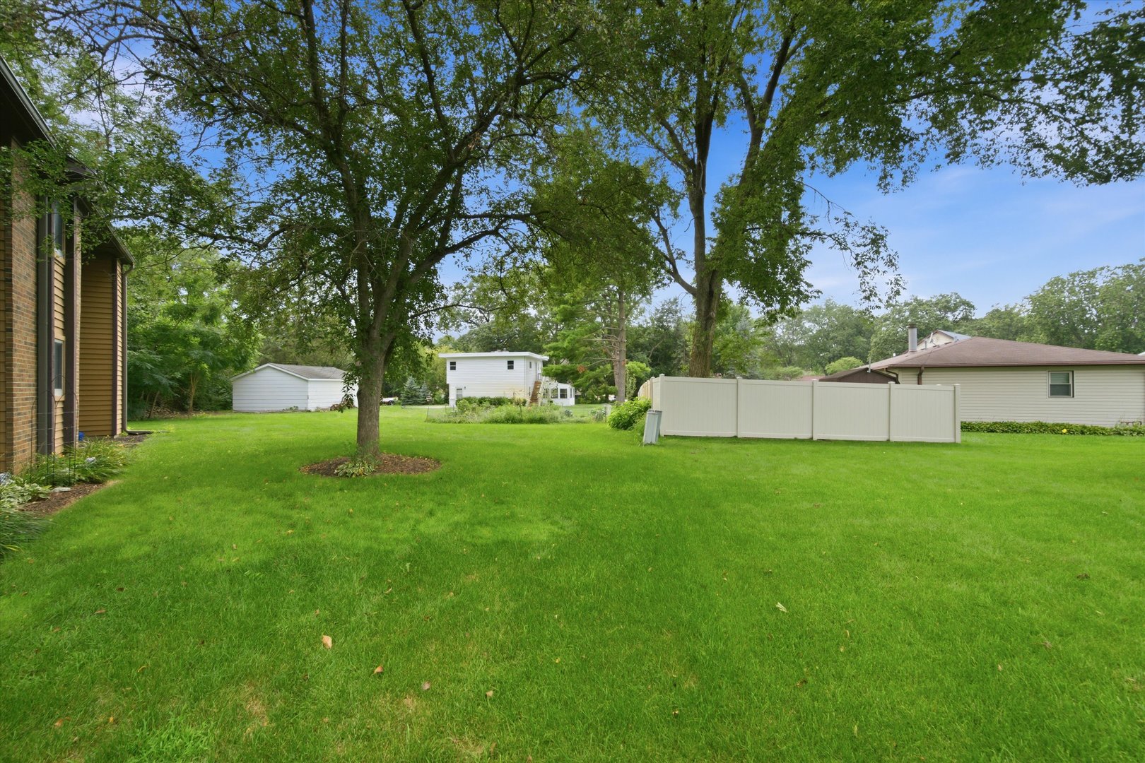 650 Waverly Drive D Property Photo 29