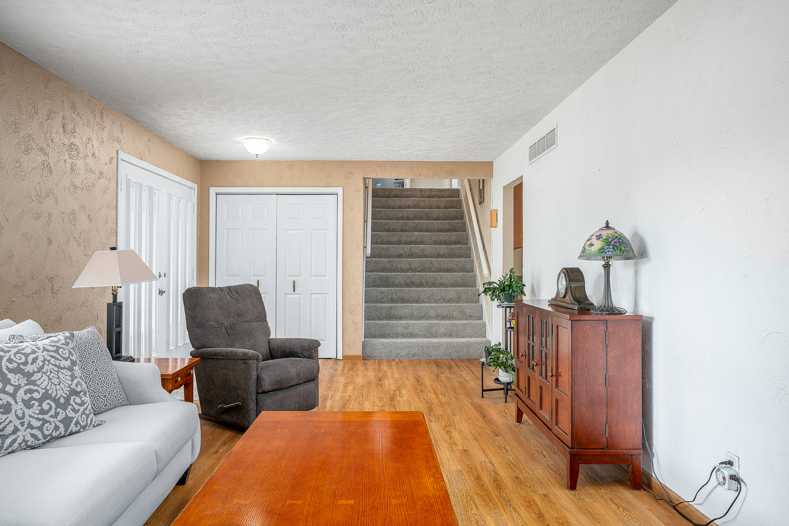 9 Valley View Drive Property Photo 5